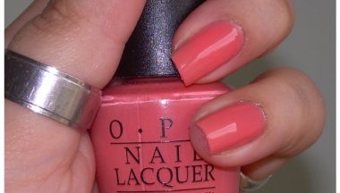 swatch OPI apricotcha cheating boccetta dritta