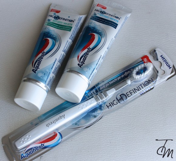 aquafresh-high-definition-dentifricio-spazzolino