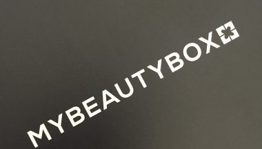 MyBeautyBox Make Up your Smile by Robyberta